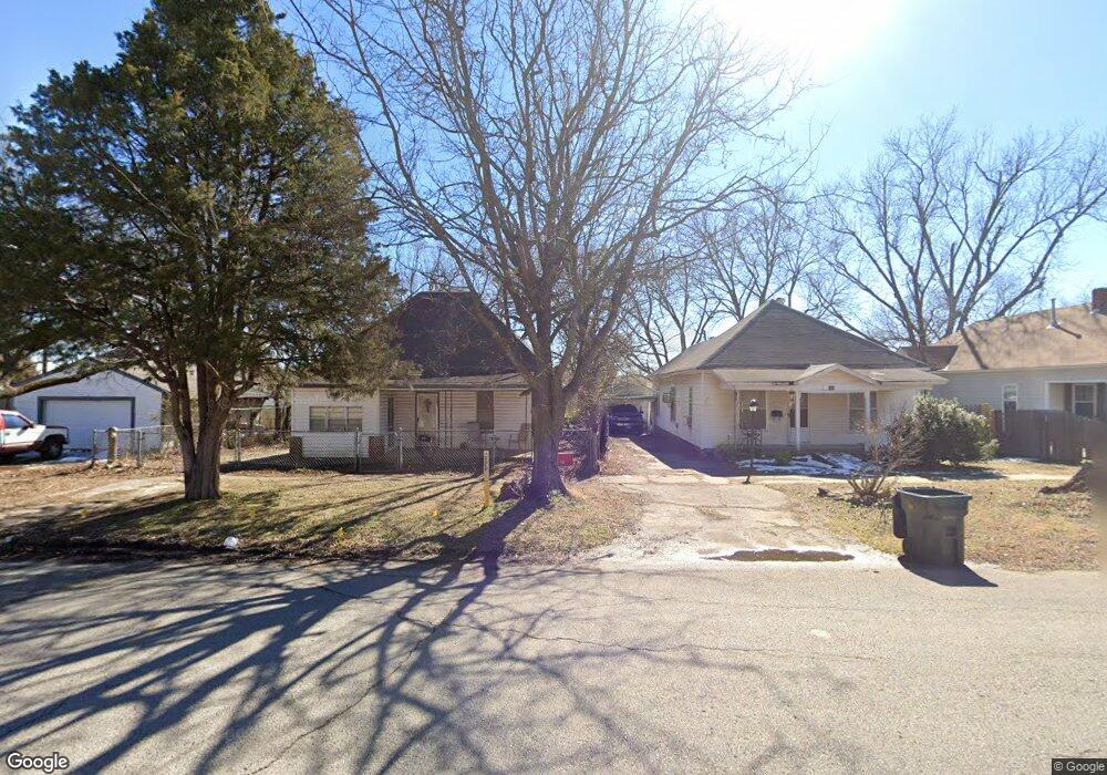 114 W Mckinley Ave, Sapulpa, OK 74066 - photo 1