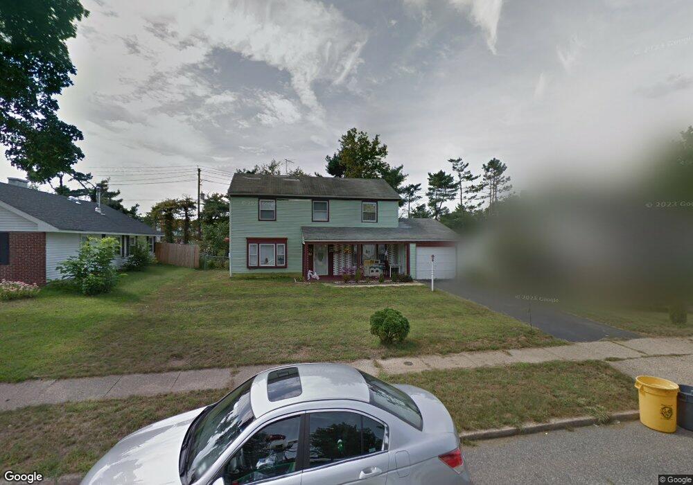 32 Pensdale Ln, Willingboro, NJ 08046 - photo 1