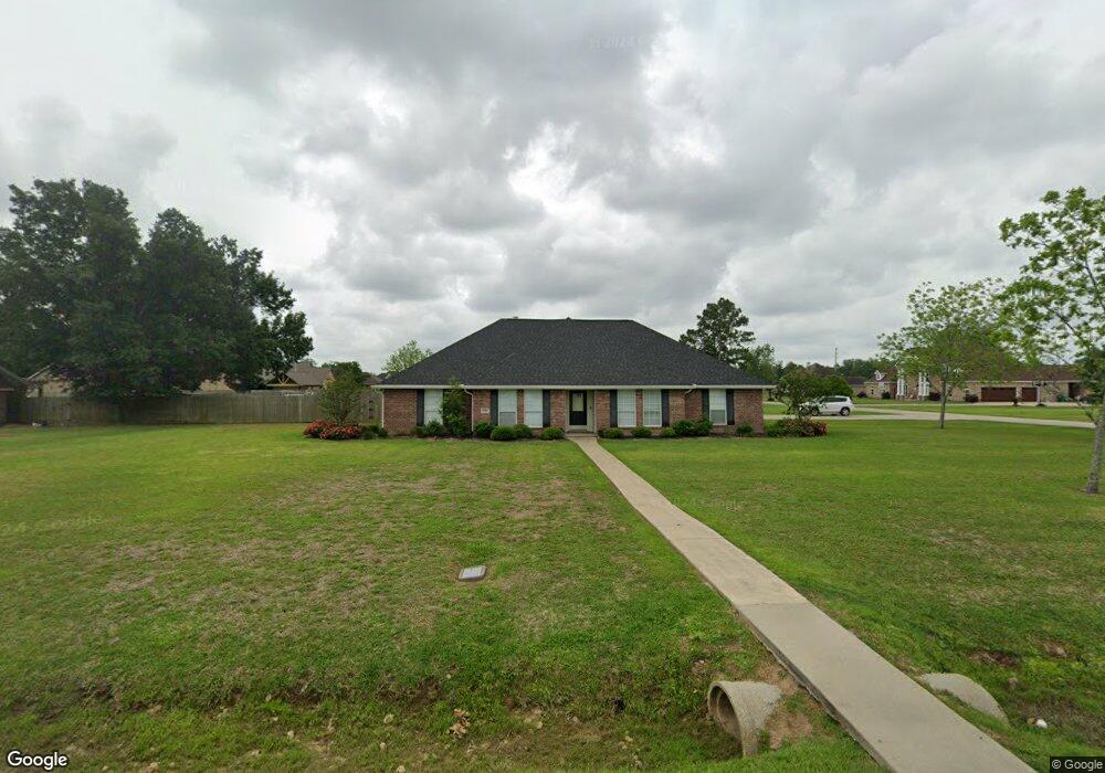 1733 N Crestview Dr, Lake Charles, LA 70605 - photo 1