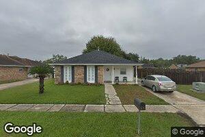 3212 Oak Dr, Violet, LA 70092