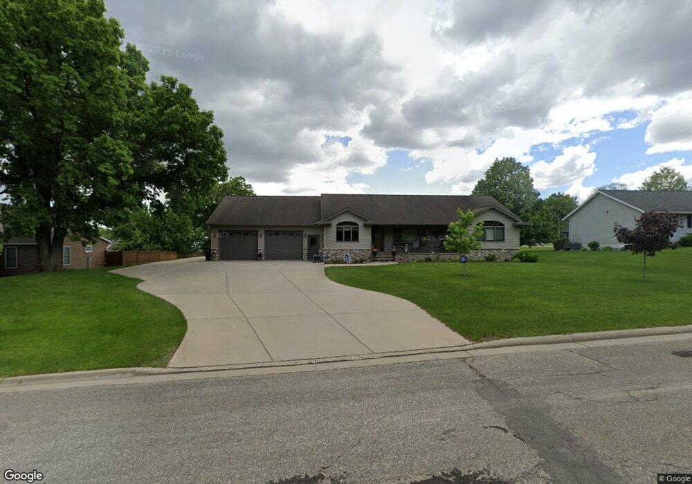 1623 2nd St S, Sauk Centre, MN 56378 - photo 1