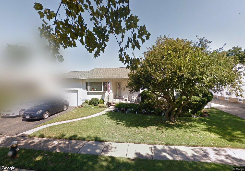 766 Plato St, Franklin Square, NY 11010 - photo 1