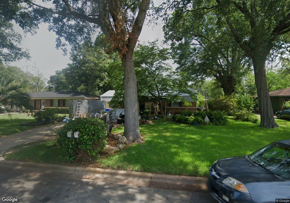 1507 Edgerly Ave, Albany, GA 31707 - photo 1