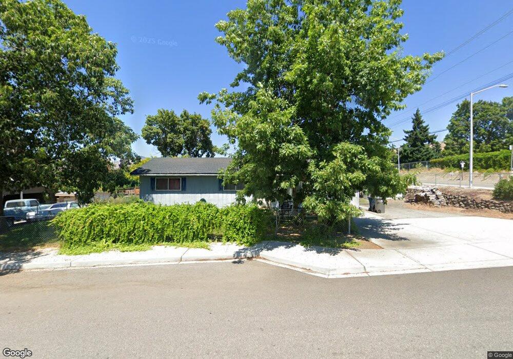 153 17th St NE, East Wenatchee, WA 98802 - photo 1