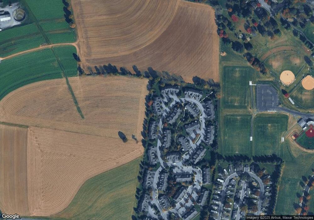 236 Fieldcrest Ln, Ephrata, PA 17522 - photo 1