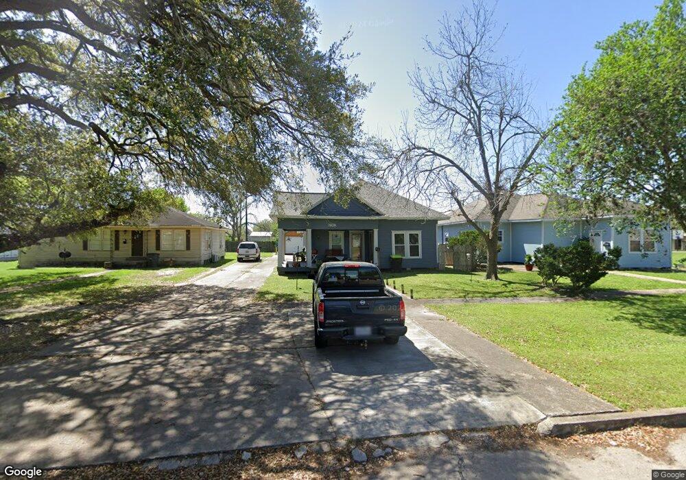 1208 6th St, Bay City, TX 77414 - photo 1