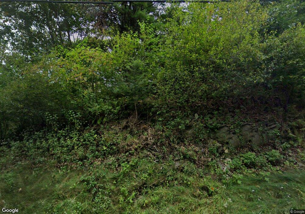 336 Bellows Falls Rd, Putney, VT 05346 - photo 1