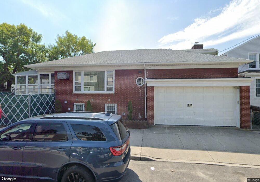 90-50 Silver Rd, Ozone Park, NY 11417 - photo 1
