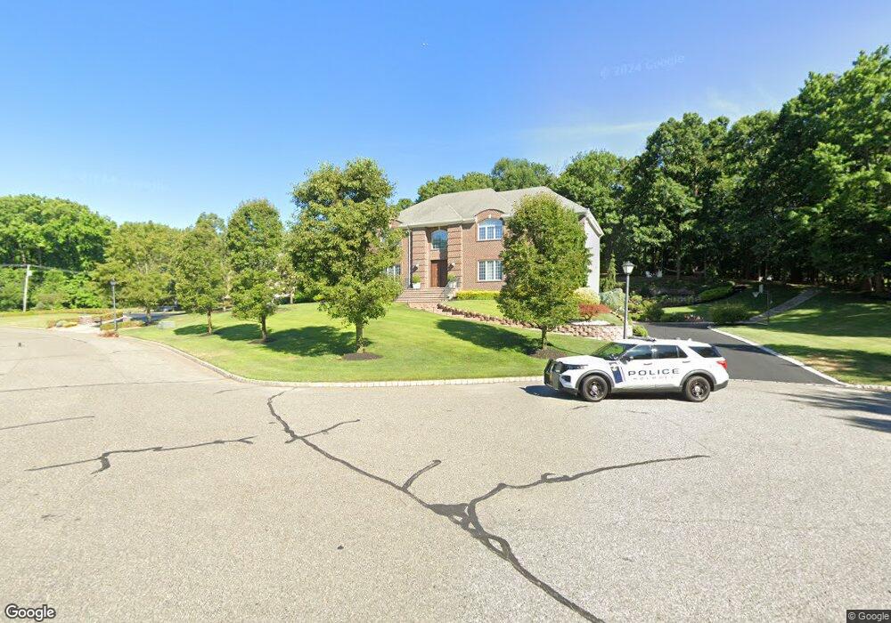 4 Lakeview Dr, Holmdel, NJ 07733 - photo 1