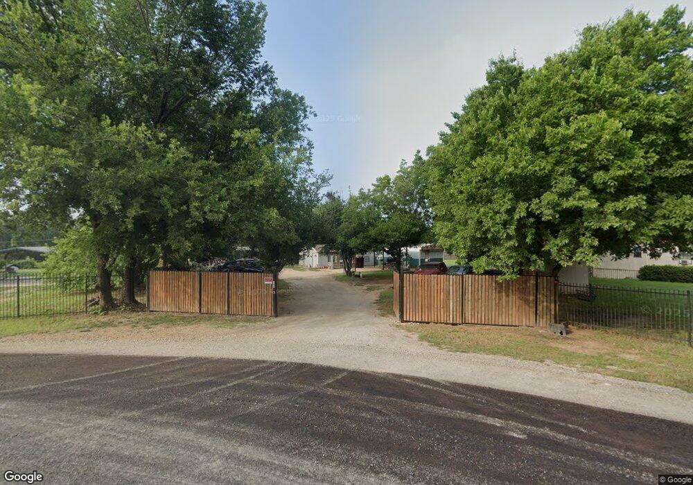 109 W Sandy Lee Ln, Weatherford, TX 76085 - photo 1