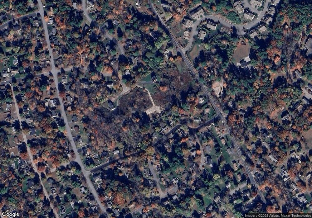 10 Laurel Glen Ct, Holliston, MA 01746 - photo 1