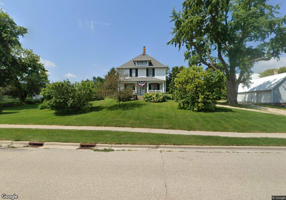 621 Prospect Dr, Kewaskum, WI 53040 - photo 1