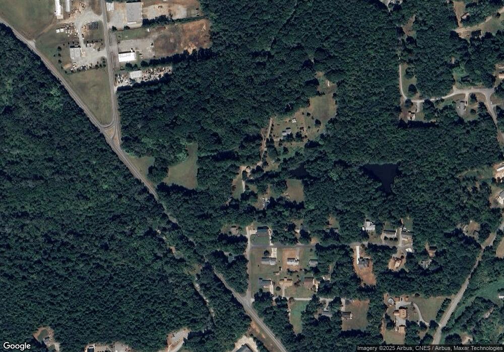 142 Pineview Rd, Siler City, NC 27344 - photo 1