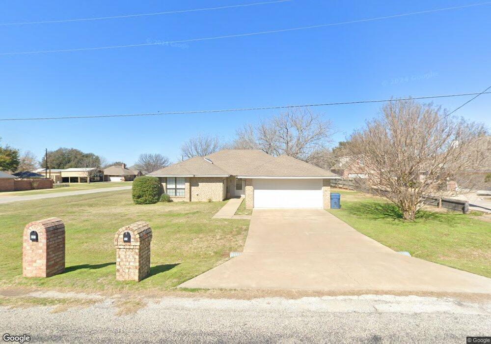 606 Aqua Vista Dr, Granbury, TX 76049 - photo 1