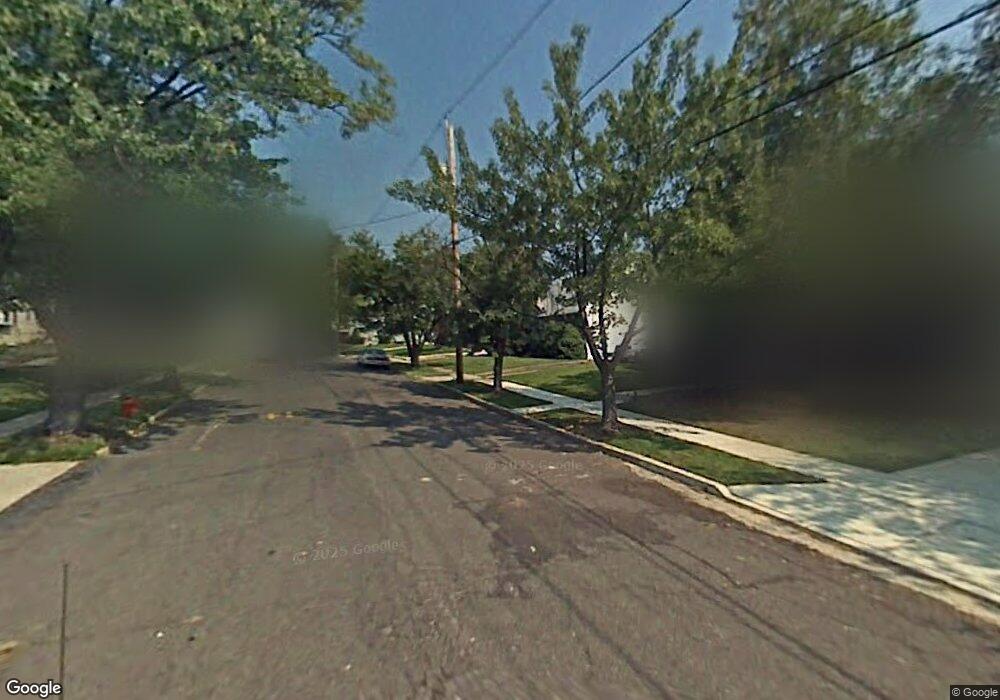 124 Crestview Rd, Fords, NJ 08863 - photo 1