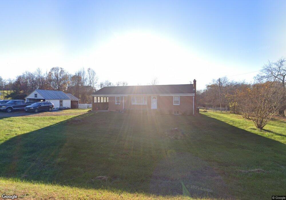 4350 Scotts Rd, Marshall, VA 20115 - photo 1