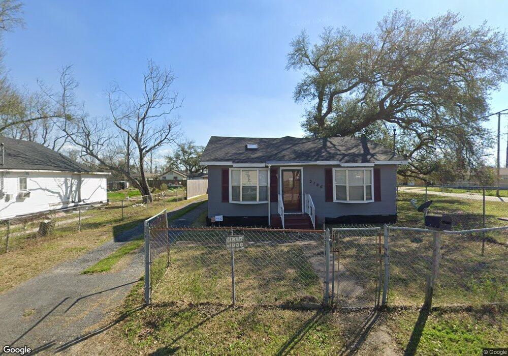 2106 Medora St, Lake Charles, LA 70601 - photo 1