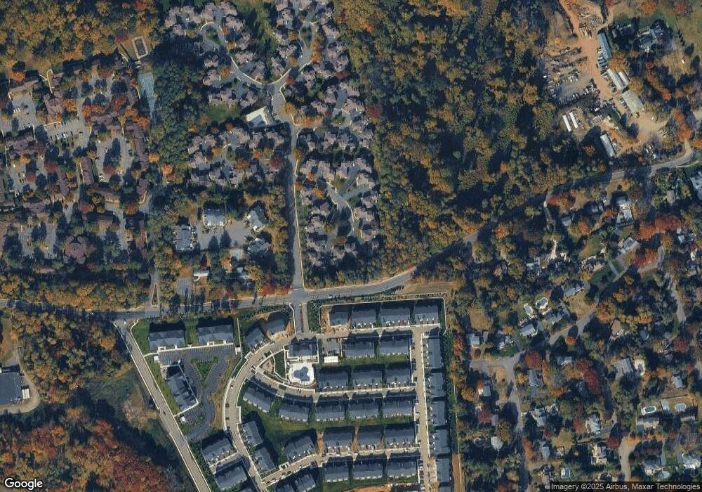 39 Clavendon Ct, Middletown, NJ 07748 - photo 1