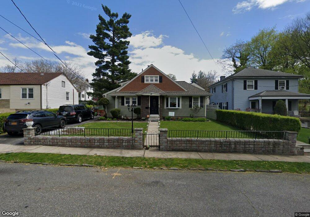 48 Mayfair Rd, Yonkers, NY 10710 - photo 1