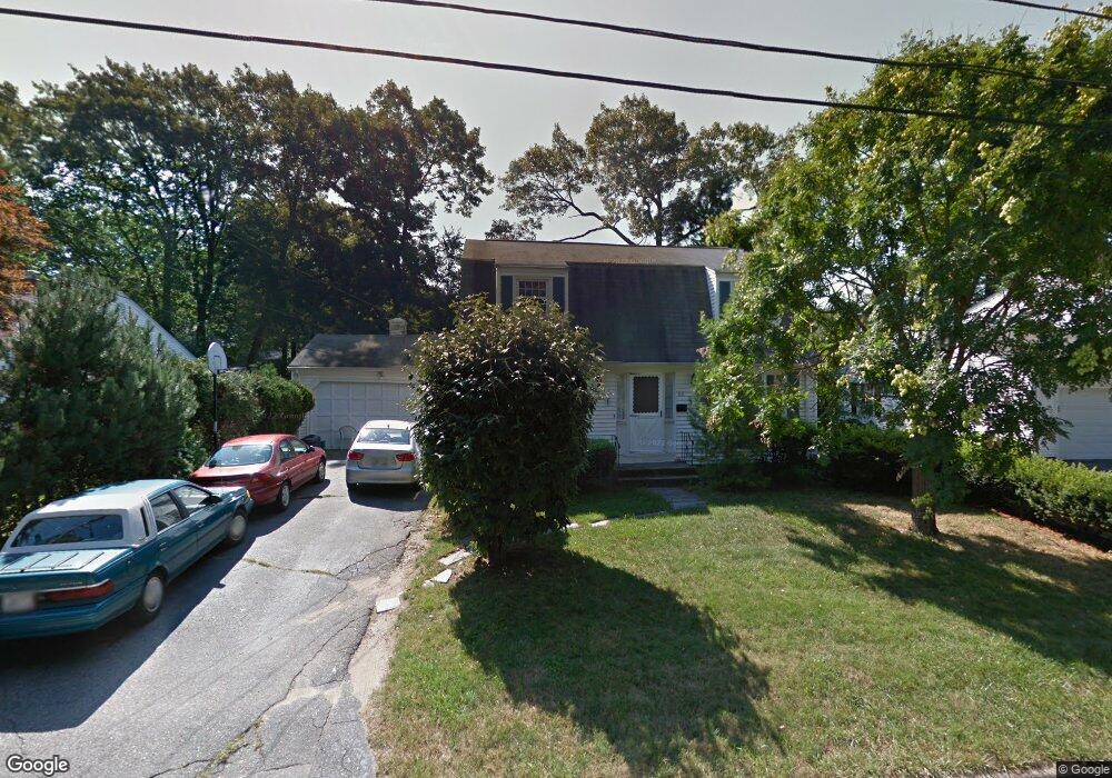 62 Monmouth Dr, Riverside, RI 02915 - photo 1