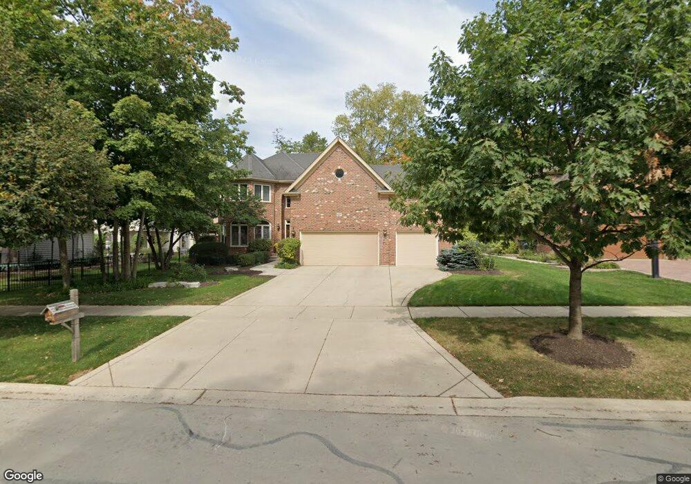 827 Woodlawn Ave unit 2, Naperville, IL 60540 - photo 1