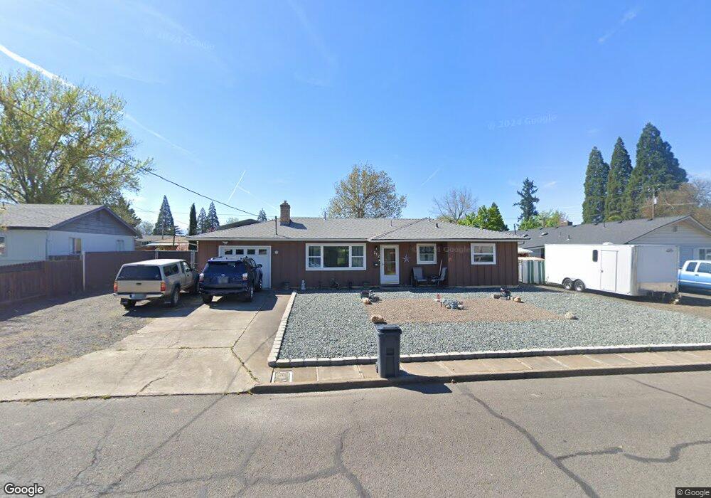 212 Princess Way, Central Point, OR 97502 - photo 1