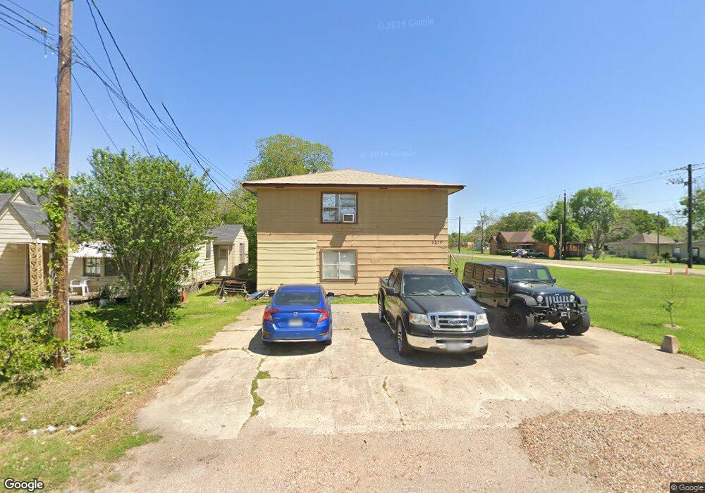 2819 Moore Ave, Bay City, TX 77414 - photo 1