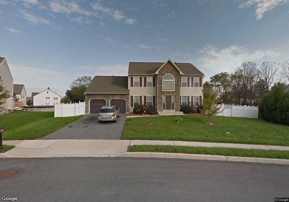 3827 N Alabama Ave, Reading, PA 19605 - photo 1