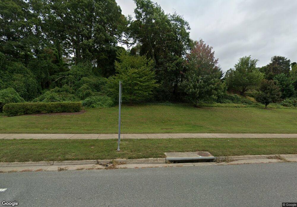 18501 Jefferson Davis Hwy, Triangle, VA 22172 - photo 1