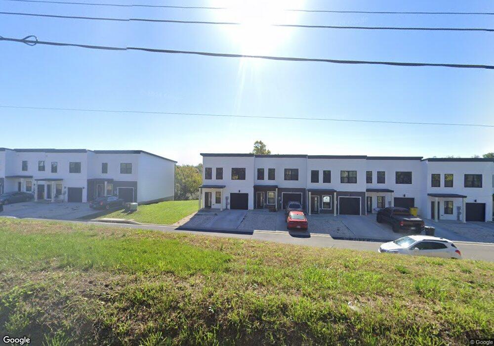 59 Dow St, Bunker Hill, WV 25413 - photo 1