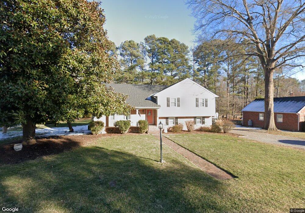 203 Beverly Rd, Ashland, VA 23005 - photo 1