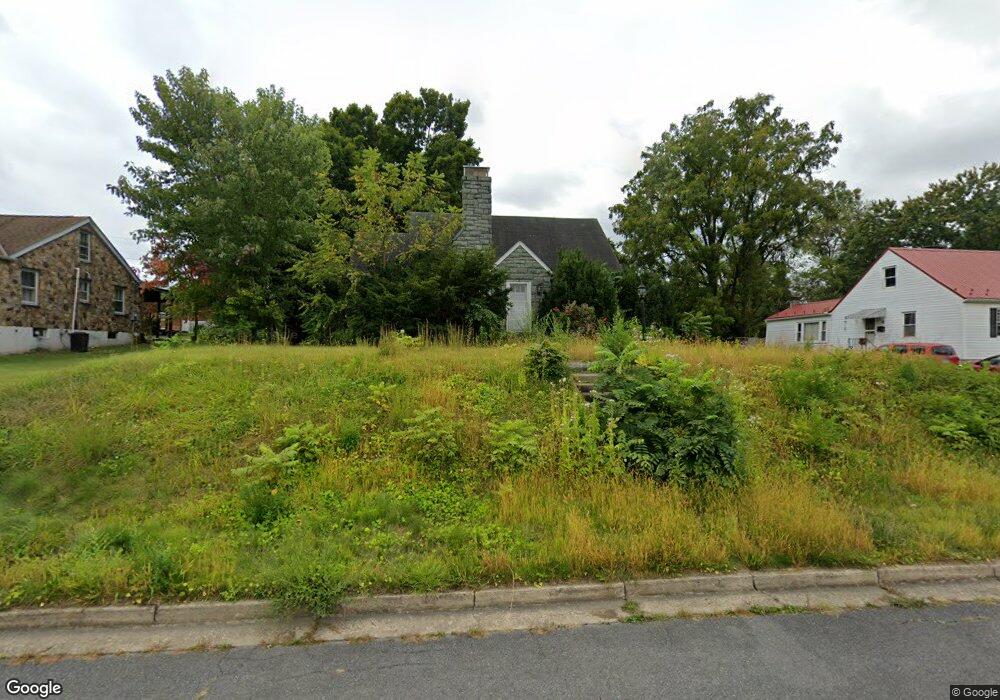 1414 Mulberry St, Waynesboro, VA 22980 - photo 1