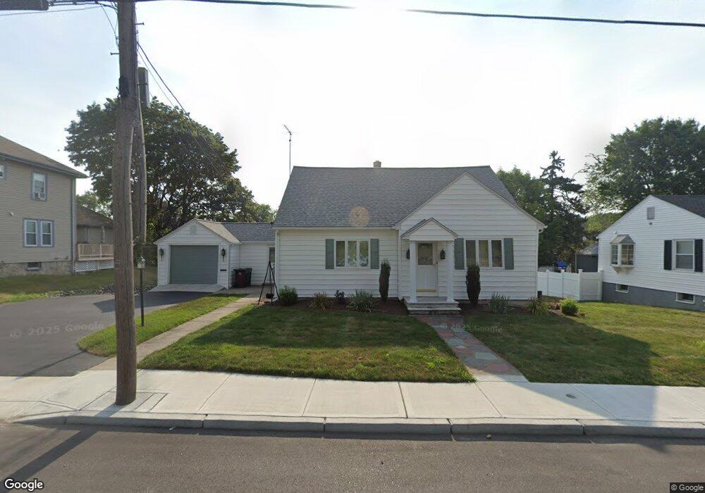 737 Mendon Rd, Woonsocket, RI 02895 - photo 1