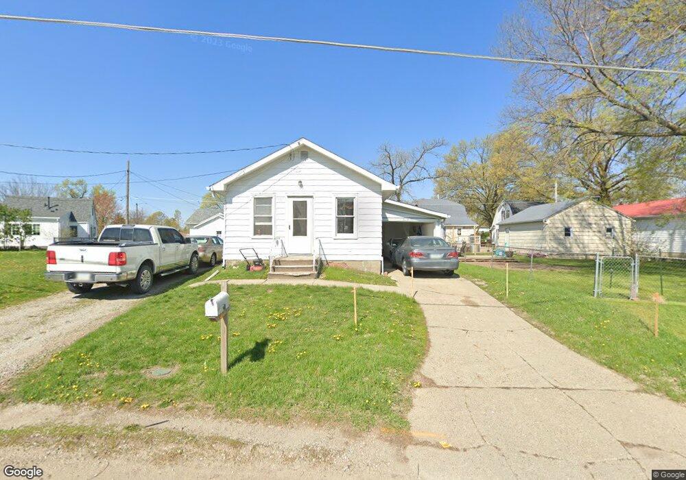 501 W 8th St N, Newton, IA 50208 - photo 1