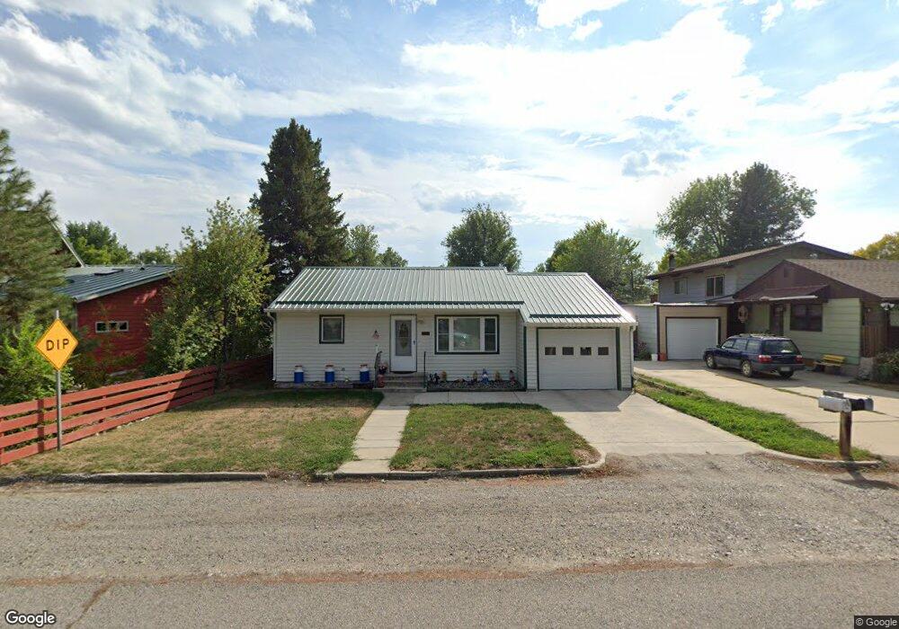 221 W 3rd Ave N, Columbus, MT 59019 - photo 1