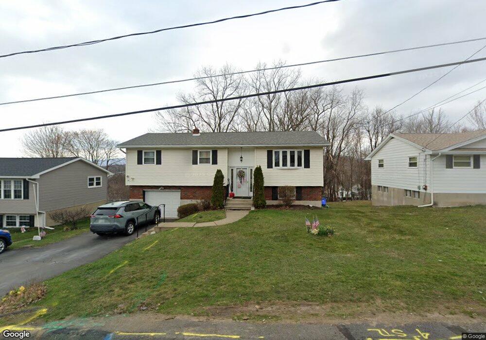 172 Chestnut St unit L32, Archbald, PA 18403 - photo 1