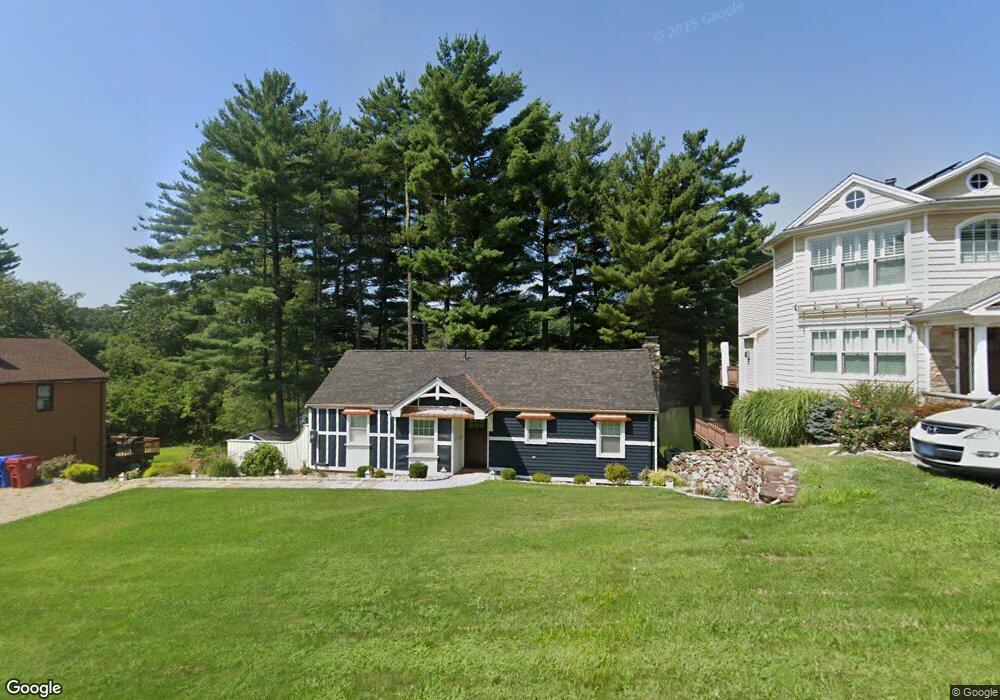 31 Lake St, Unionville, CT 06085 - photo 1