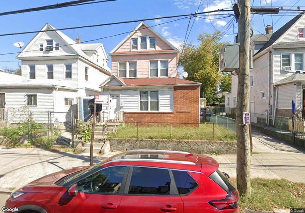 10727 Guy R Brewer Blvd, Jamaica, NY 11433 - photo 1