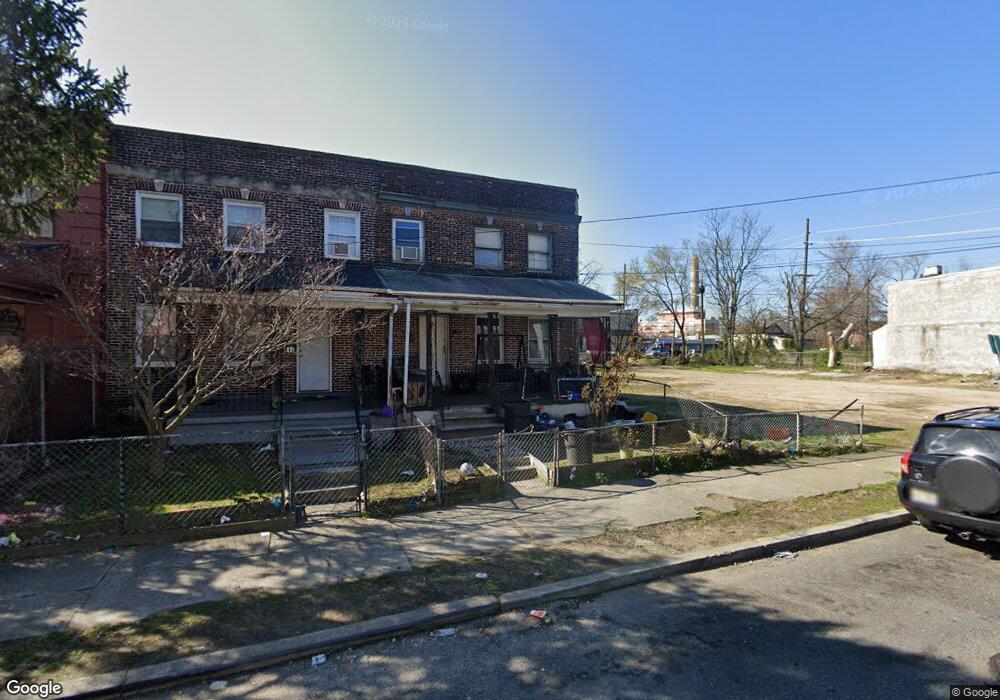 810 Tulip St, Camden, NJ 08104 - photo 1