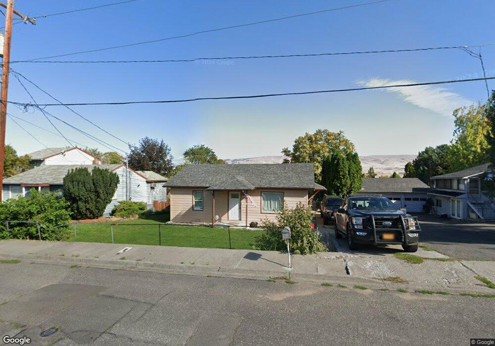 2015 E 14th St, the Dalles, OR 97058 - photo 1