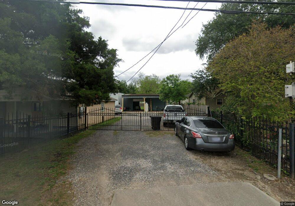 10112 E Hardy Rd, Houston, TX 77093 - photo 1