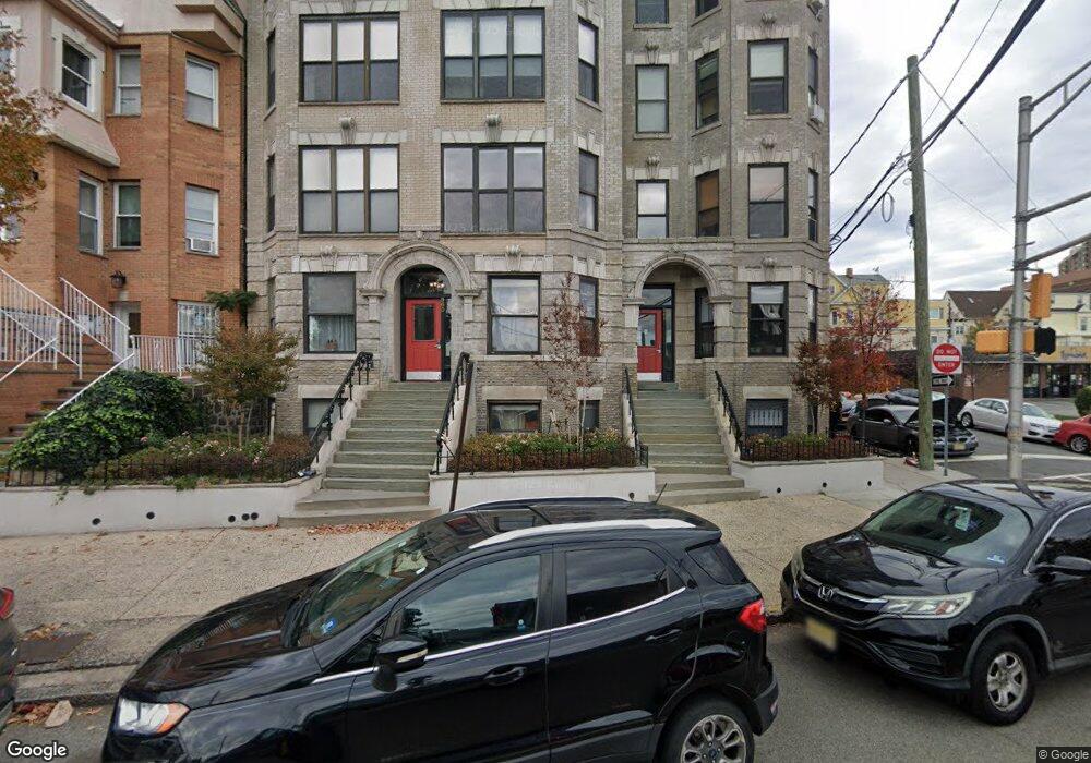 963-965 Jfk Blvd E unit 4-2, Weehawken Township, NJ 07086 - photo 1