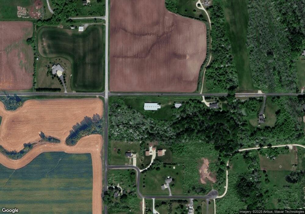 225 Pebble Beach Rd, Cedar Grove, WI 53013 - photo 1