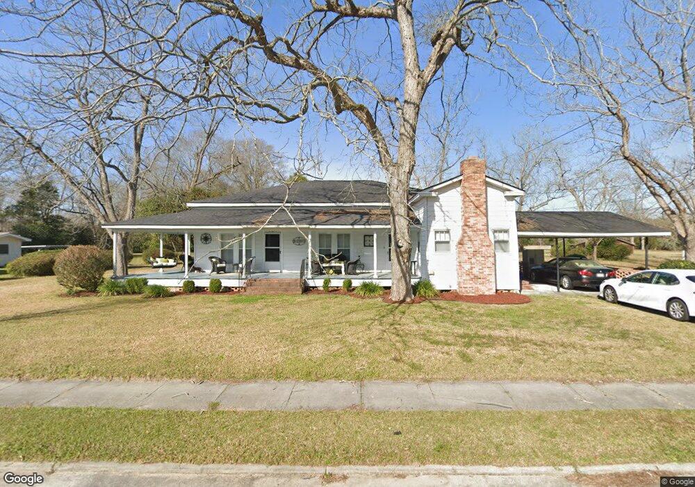 223 N Smith St, Claxton, GA 30417 - photo 1