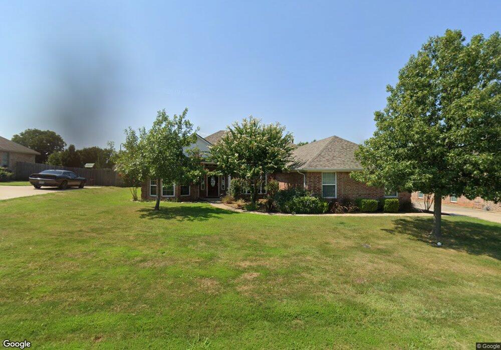 142 Chrissa Dr, Pottsboro, TX 75076 - photo 1