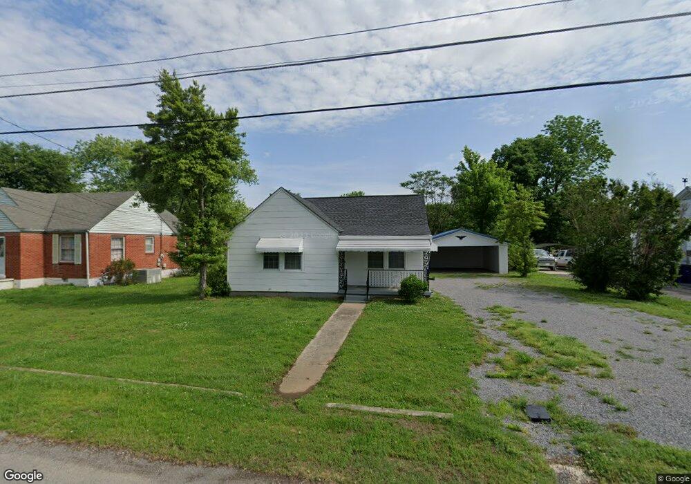 402 Ivie Ave, Shelbyville, TN 37160 - photo 1