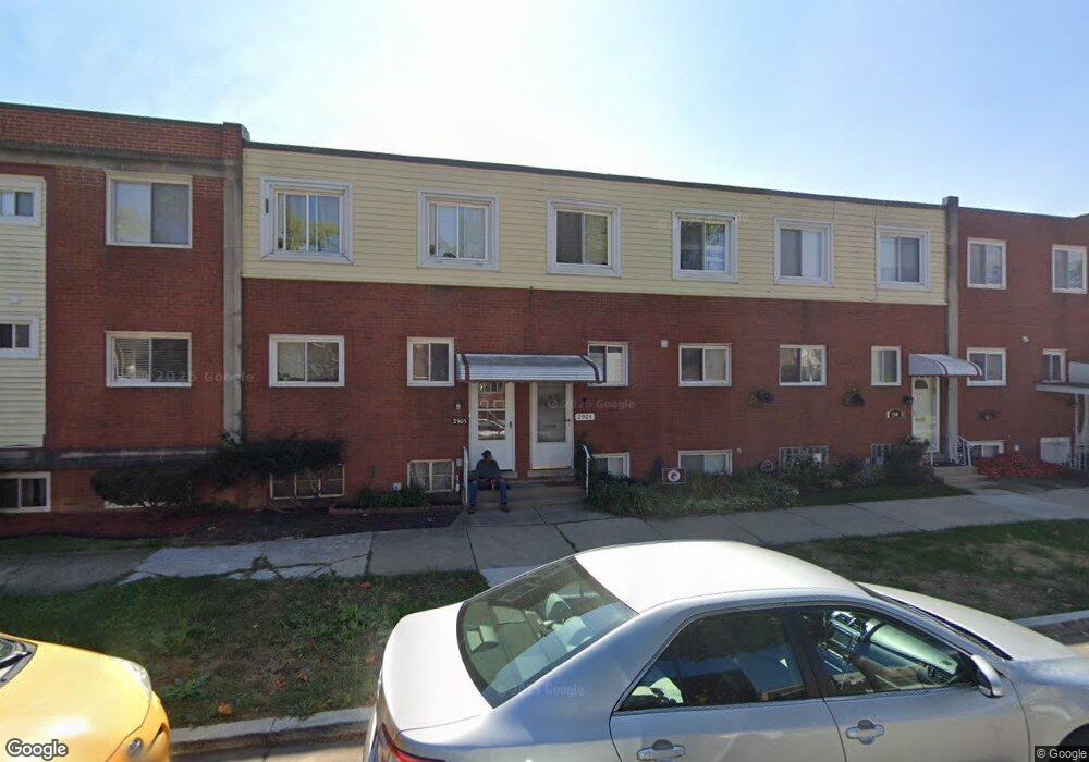 2905 W Glenlake Ave, Chicago, IL 60659 - photo 1