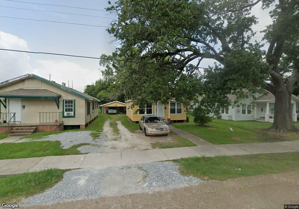 421 N Lyons St, Lake Charles, LA 70601 - photo 1
