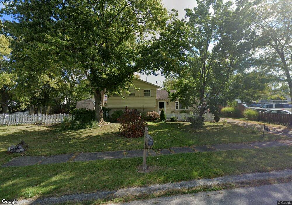 613 Grantwood Ave, Sheffield Lake, OH 44054 - photo 1