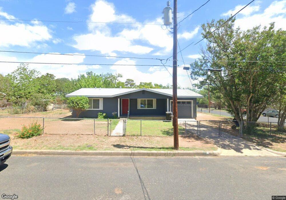 210 Shaw Ave, Fredericksburg, TX 78624 - photo 1